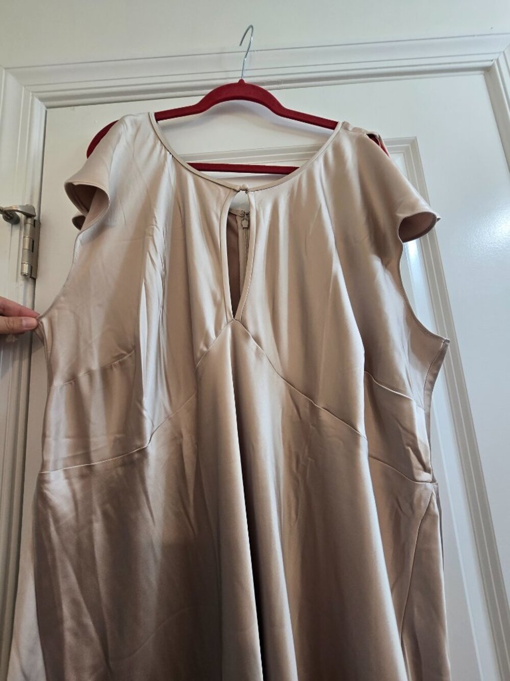 The Occasion by Old Navy Flutter-Sleeve Keyhole Satin Maxi Dress - Champagne NWT - Picture 5 of 8